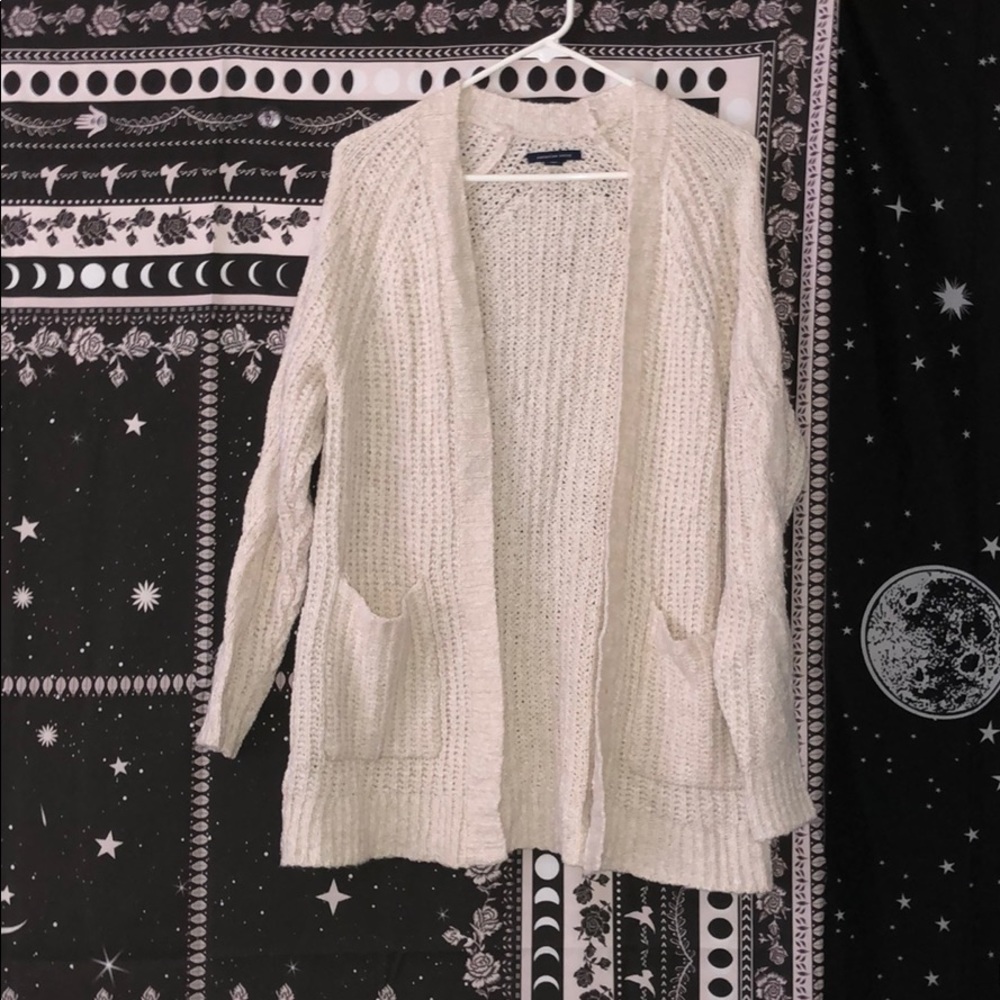 american eagle cardigan!